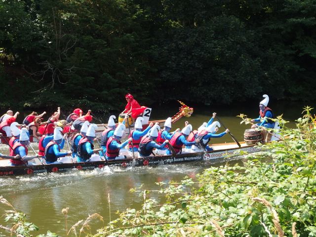 Dragon boat racing at Chippenham - with Smurfs
